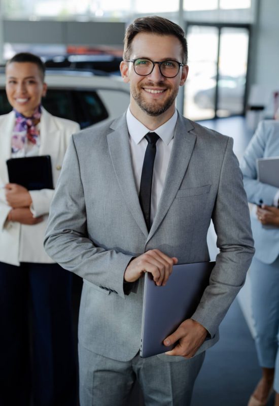 salesteam-in-dealership-three-beautiful-consultants-or-managers-in-elegant-suit-looking-on-camera-.jpg salesteam-in-dealership-three-beautiful-consultants-or-managers-in-elegant-suit-looking-on-camera-.jpg
